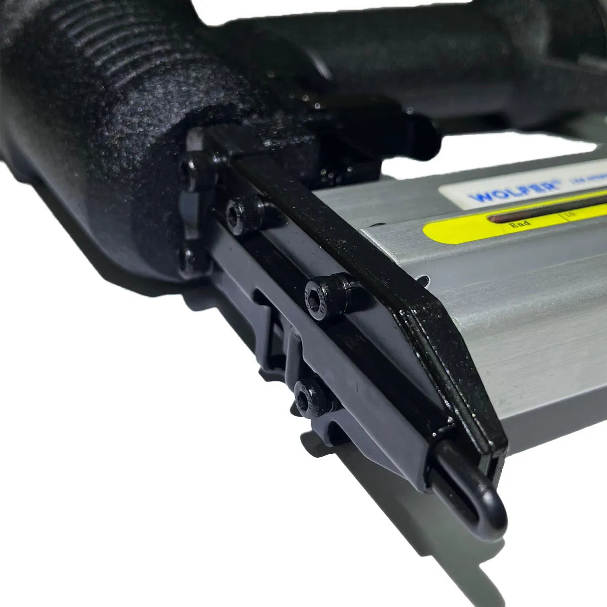 Clavadora Engrampadora Neumática 5.7 mm Wolfer CYE21