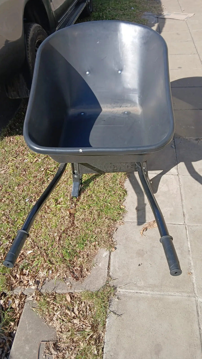 Carretilla Plástica Truper 120 Lts Hasta 530kg 11777 - Reacondicionado
