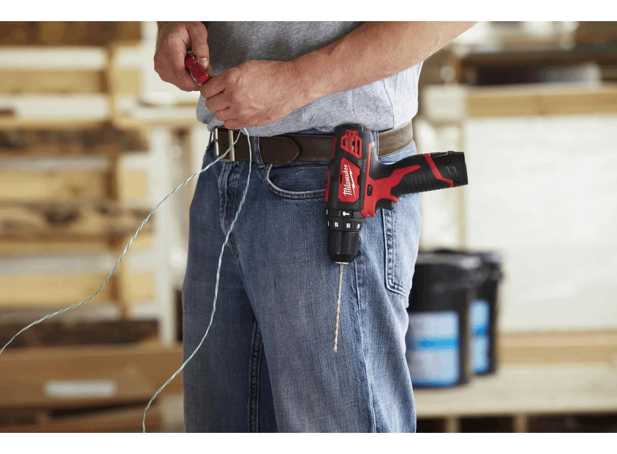 Kit Taladro Percutor + Atornillador de Impacto Milwaukee 2497-259A 6