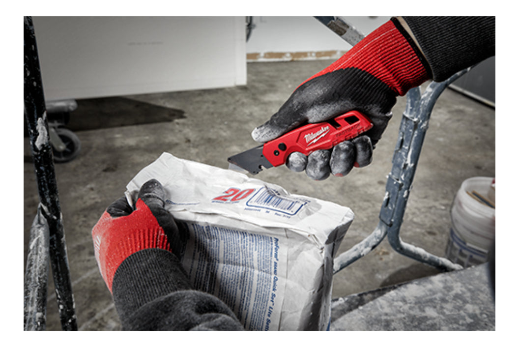 Cutter Plegable Pelacables c/Almacenamiento Milwaukee 4822-1502 5