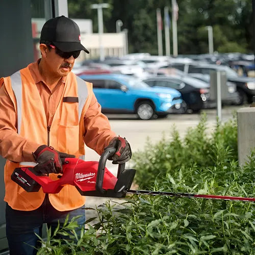 Cortacerco a Bateria de 24" M18 Milwaukee 3033-20