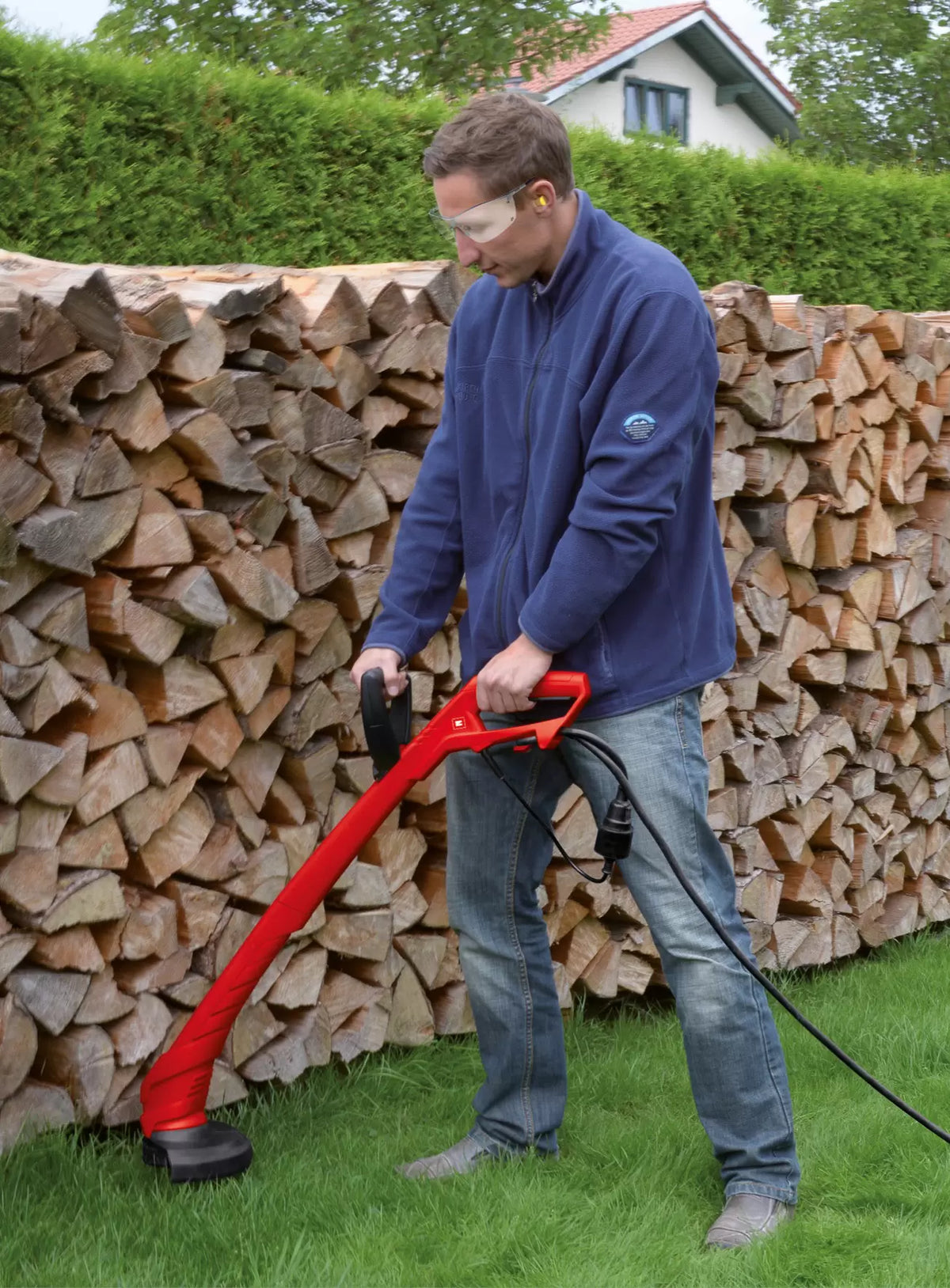 Bordeadora Eléctrica de Césped 300W - Einhell GC-ET 3023