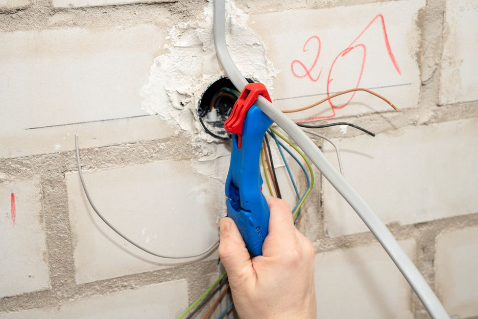 Pelacables plano y redondo WEICON 50058018