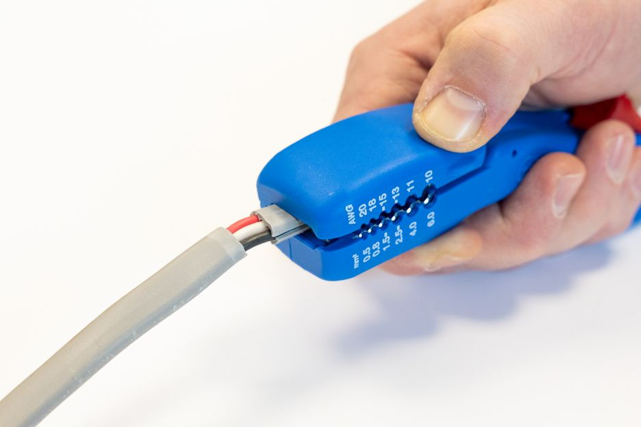 Pelacables plano y redondo WEICON 50058018