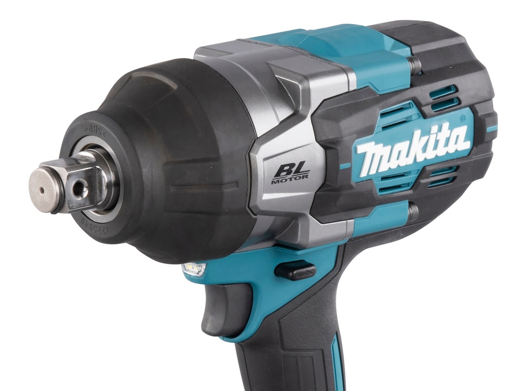 Llave de Impacto 3/4'' 40v XGT BL 2050Nm Makita TW001GZ (S/Bat)