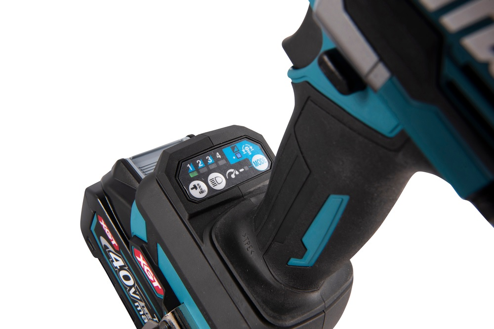 Llave de Impacto 3/4'' 40v XGT BL 2050Nm Makita TW001GZ (S/Bat)