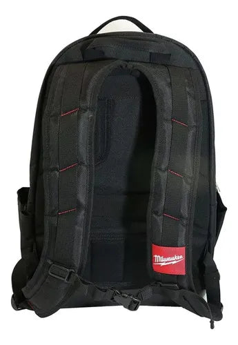 Mochila Milwaukee 4822-8200 vista frontal - compartimentos organizados para herramientas eléctricas y manuales