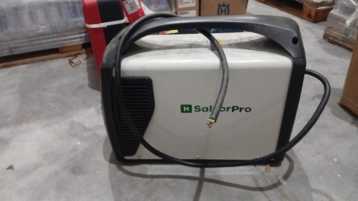 Corte Plasma Salkor IP.815 70A - Reacondicionado