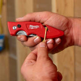 Cutter Plegable Pelacables Metálico Fastback Milwaukee 4822-1901