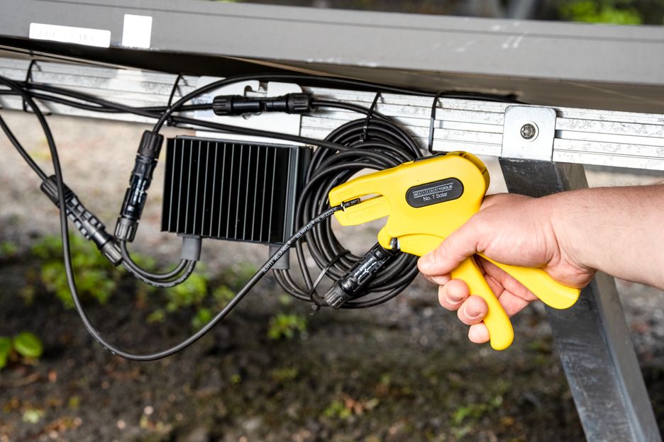 Alicate Pelacable Automática de 1,5 a 6 mm No. 7 Solar Weicon 51002007