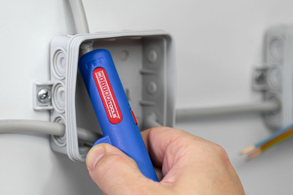 Pinza Pelacables para Difícil Acceso de 8-13 mm No. 13 Weicon 52000013