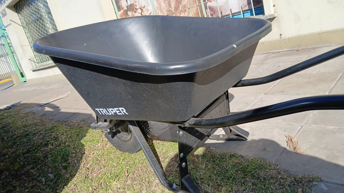 Carretilla Plástica Truper 120 Lts Hasta 530kg 11777 - Reacondicionado