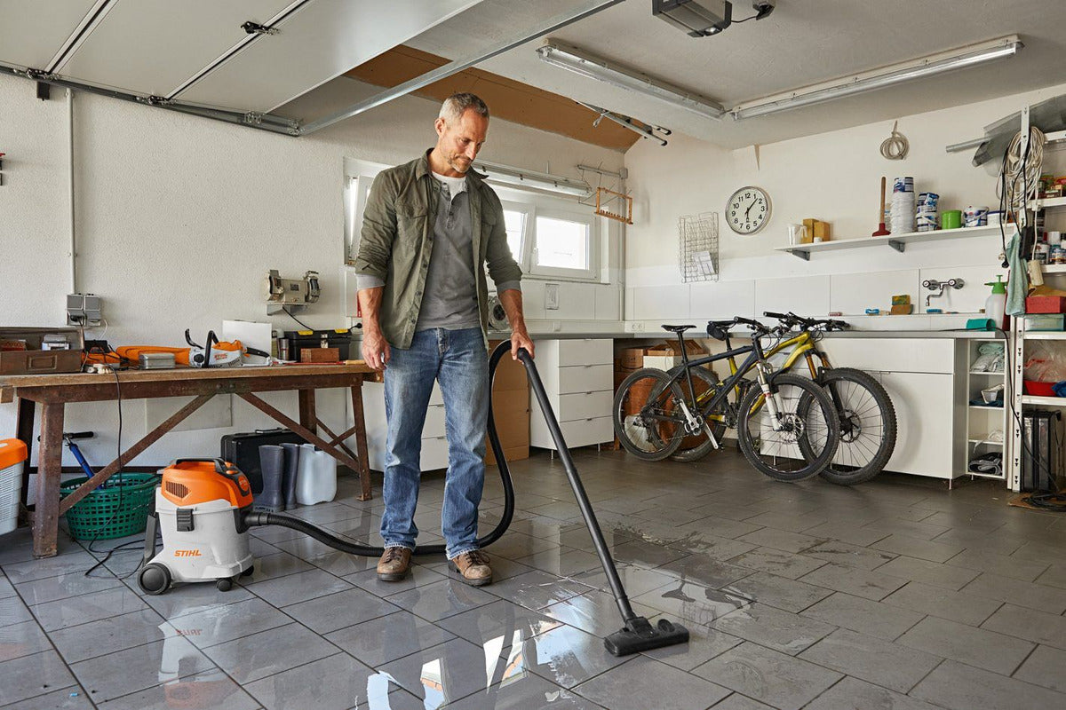 Aspiradora 2in1 Seco y Humedo Stihl Se 33
