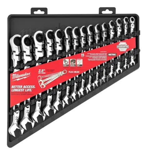 Juego de llaves combinadas y crique Milwaukee de 15 piezas, modelo 48-22-9513, con diseño ergonómico y acabado duradero.