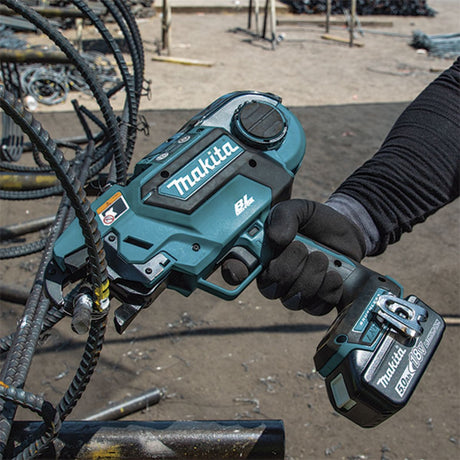 Amarradora Makita Alambre Dtr180z 18v Hierro Atadora Mkb 0,8