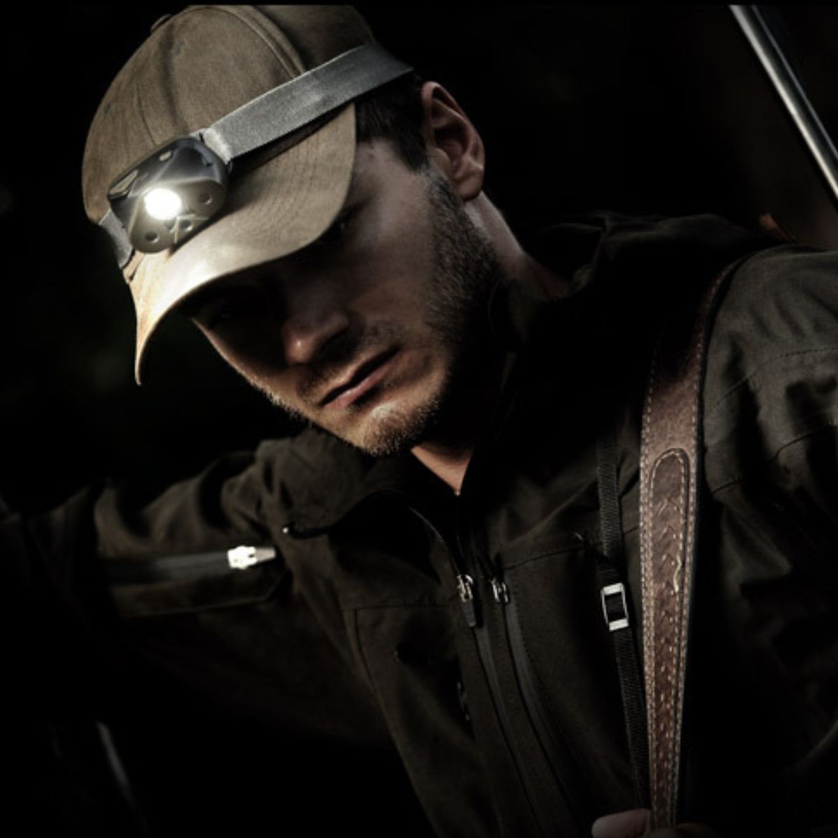 Linterna frontal Mactronic Nomad 03 340lm RGB IP64 luz blanca