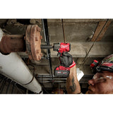 Aplicación de fuerza máxima con llave de impacto Milwaukee 2962-20 - 745 lb-in de torque para trabajos pesados