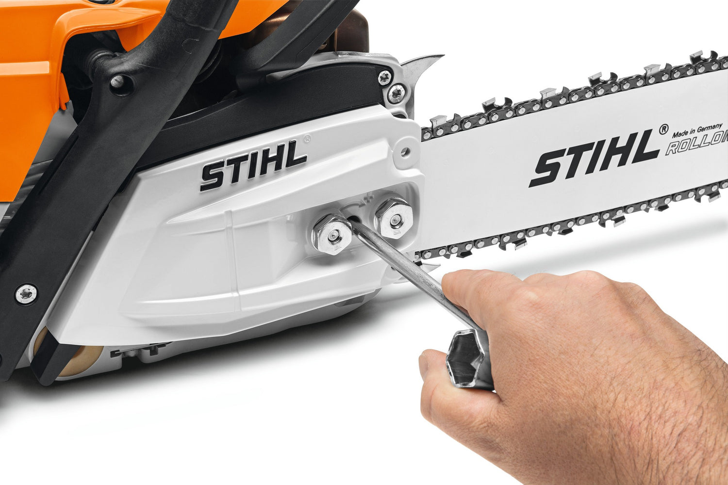 Motosierra a nafta Stihl MS 212 frente ajuste