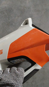 Soplador de Hojas Stihl BGA 30 + 2 Baterias y Cargador - Reacondicionado