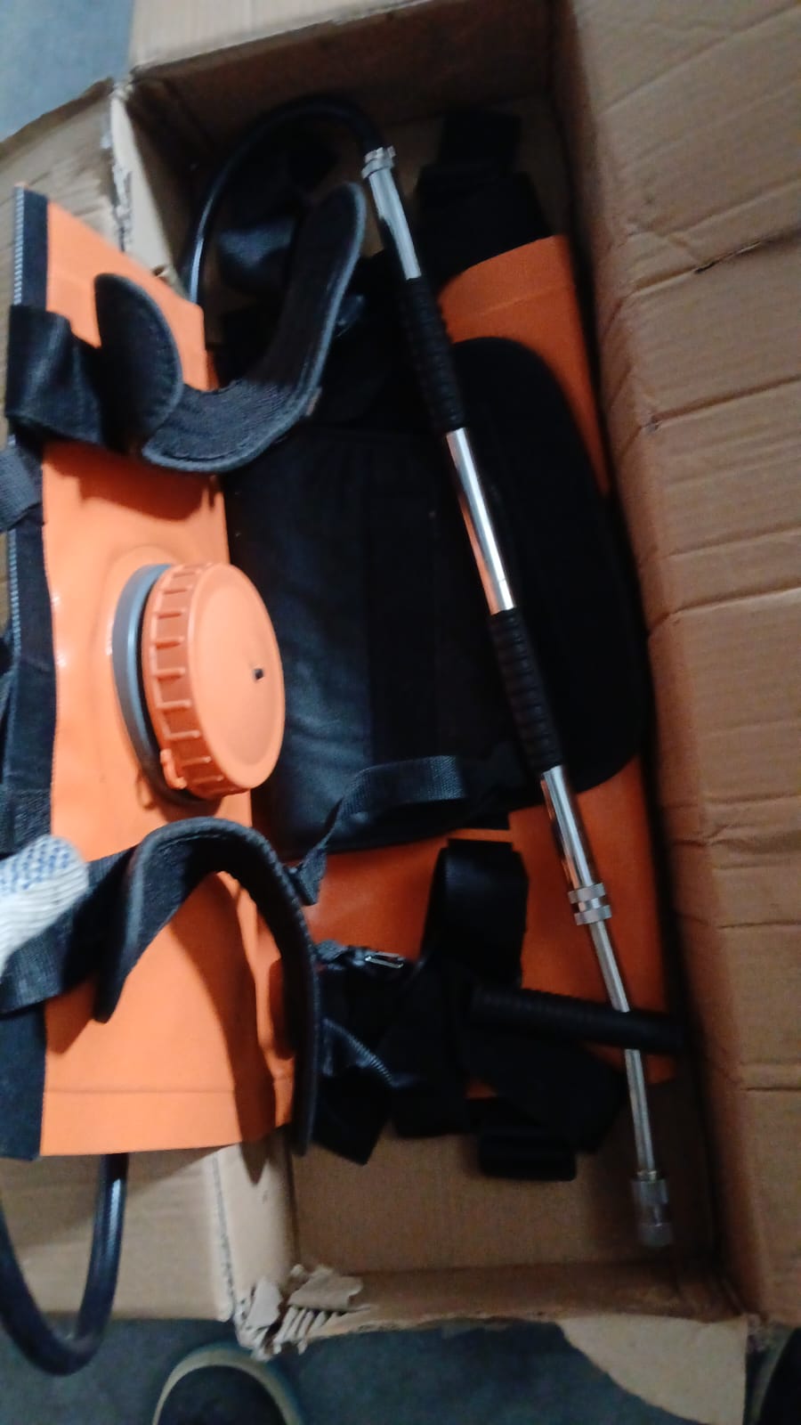Mochila Fumigadora y Forestal Lüsqtoff 20 Litros FMOL20-8 - Reacondicionada