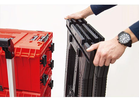 Aplicación profesional de caballetes Qbrick en taller con configuración de trabajo