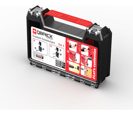 Conectores Qbrick en uso con destornilladores y llaves colgadas