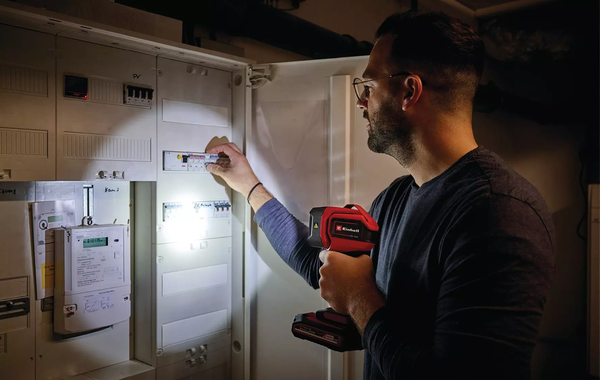 Linterna LED Inalám Pivotante 350 Lm Einhell TC-CL 18/350 LI SOLO