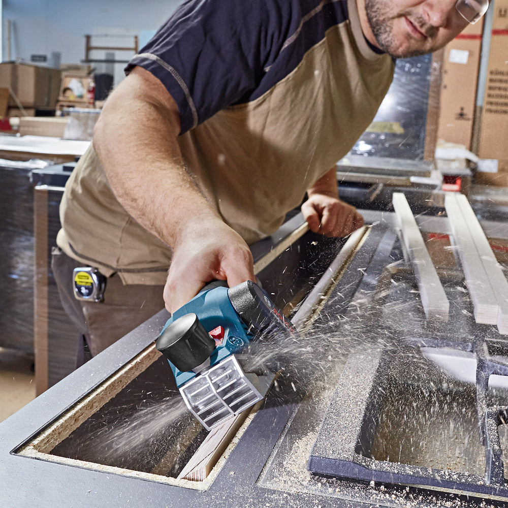 Cepillo inalámbrico Bosch GHO 12V-20 12V SB