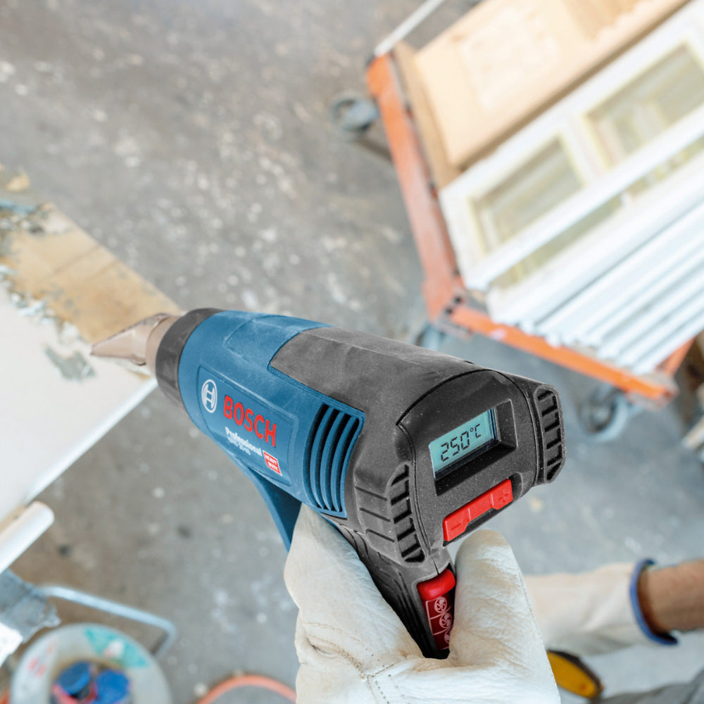 Pistola de calor Bosch GHG 20-63 1600W 220V con 5 boquillas